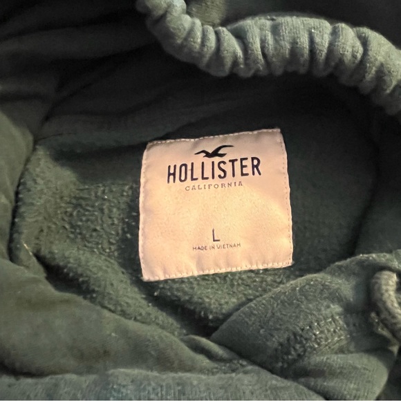 Green Hollister Crop Top Hoodie Sweater with Embroidered Butterflies, Size Large - Picture 5 of 7